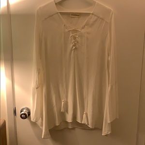 Whit float bell sleeve tunic size small